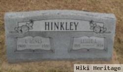 Leslie Loren Hinkley