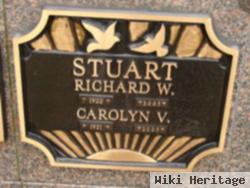 Carolyn V Stuart