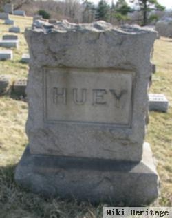 Thomas J Huey