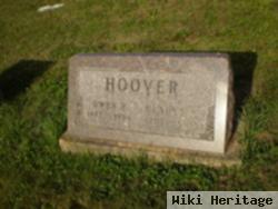 Owen E Hoover