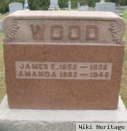 Amanda Wood