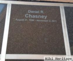 Daniel R Chasney