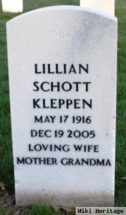 Lillian Schott Kleppen