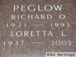 Loretta L Peglow