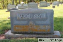 Hessie M Mccurry