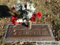 Marie M Crowell