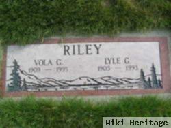 Lyle G Riley