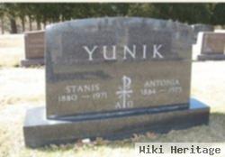 Stanis Yunik