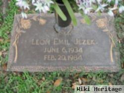 Leon Emil Jezek