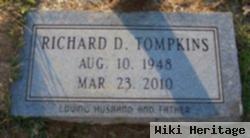 Richard D Tompkins