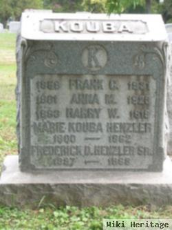 Frederick D Henzler, Sr