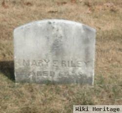 Mary E Riley