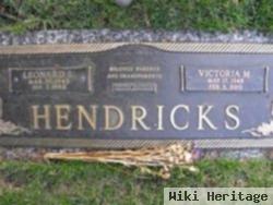 Victoria M Hendricks