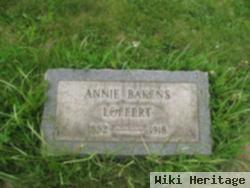 Annie Bakens Loffert