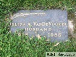 Julius A Vandevoorde