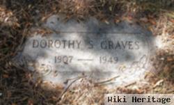 Dorothy S Graves