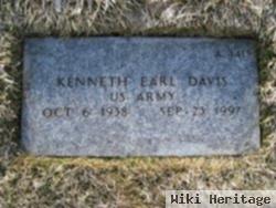 Kenneth Earl Davis