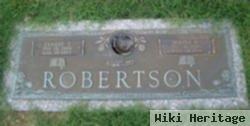 Ernest T. "robbie" Robertson