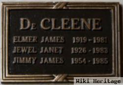 Jewell Janet De Cleene