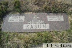 Louis M Kasun