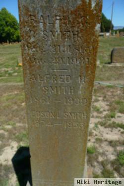 Edson L. Smith