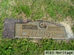 Mary J Mahurin