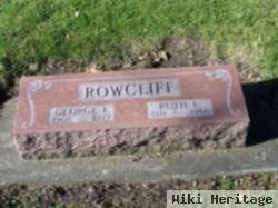 Ruth E Rowcliff