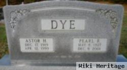 Pearl R Dye