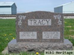 William W Tracy