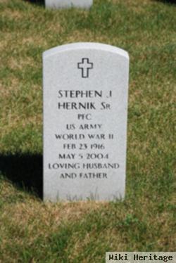 Stephen J Hernik, Sr