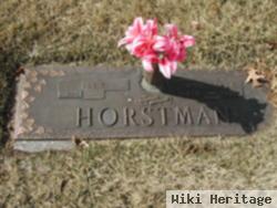 Lee K Horstman