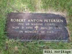 Robert Anton Petersen