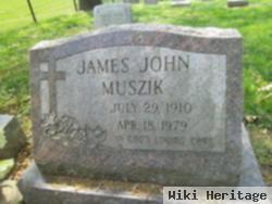 James John Muszik