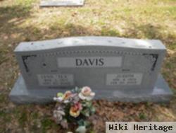 Lynn Edward "tex" Davis