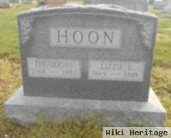 Lizzie E Hoon