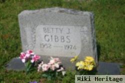 Betty J Gibbs