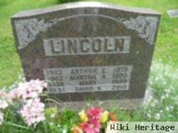 David K Lincoln