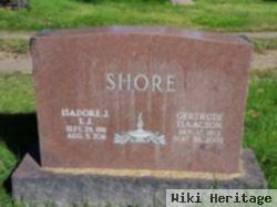 Isadore J. "ij" Shore