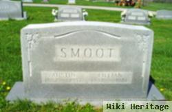 Lillian O Smoot