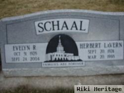 Herbert Lavern Schaal