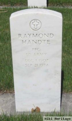 Raymond Handte