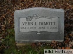 Vern Lamar Demott