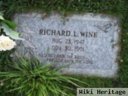 Richard L Wine