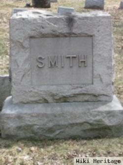 Dr Ernest B Smith