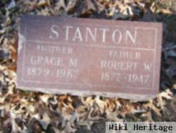 Robert W Stanton