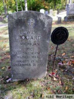 Lewis J Bogard