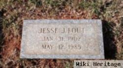 Jesse J Fout