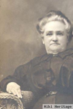 Harriet "hattie" Emmons Darland