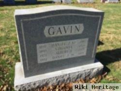 Daniel J Gavin