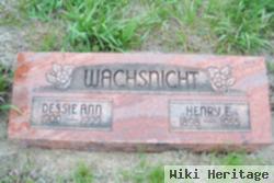 Dessie Ann Clark Wachsnicht